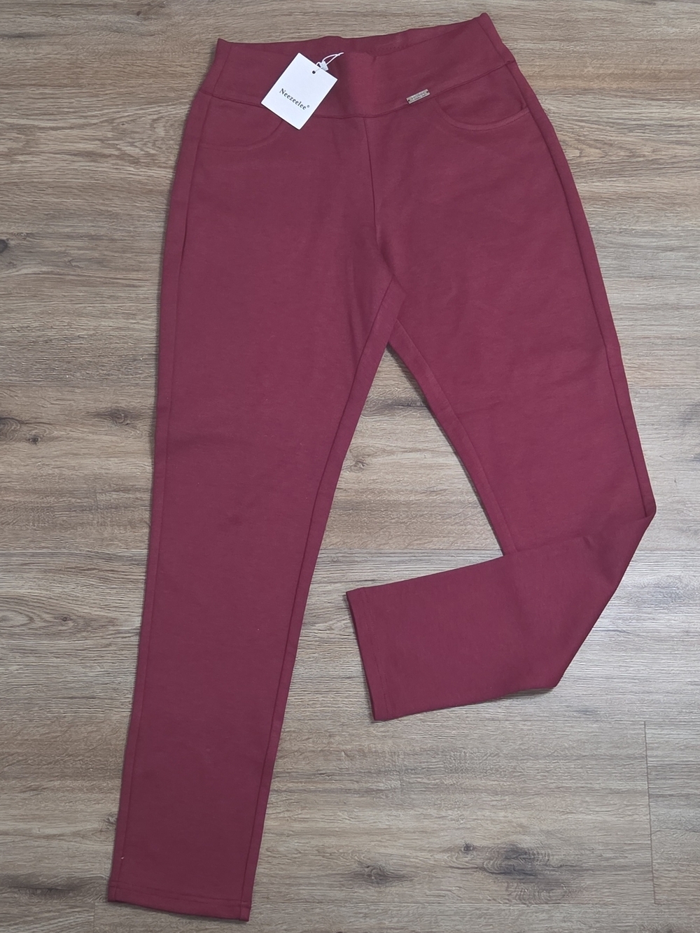 Seamless High-Waist Leggings in Burgundy NWT